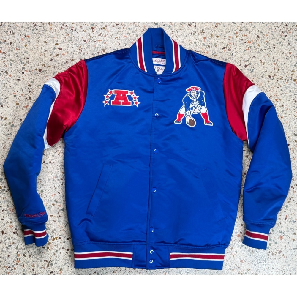 Mitchell & Ness Throwback NFL New England Patriots Bomber Jacket Size Medium